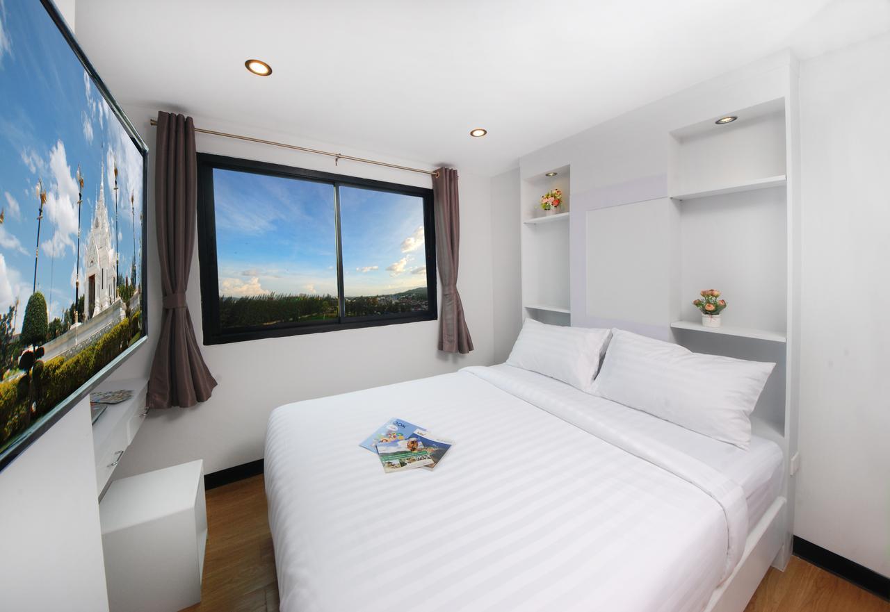 C Tower Hotel Surat Thani Quarto foto